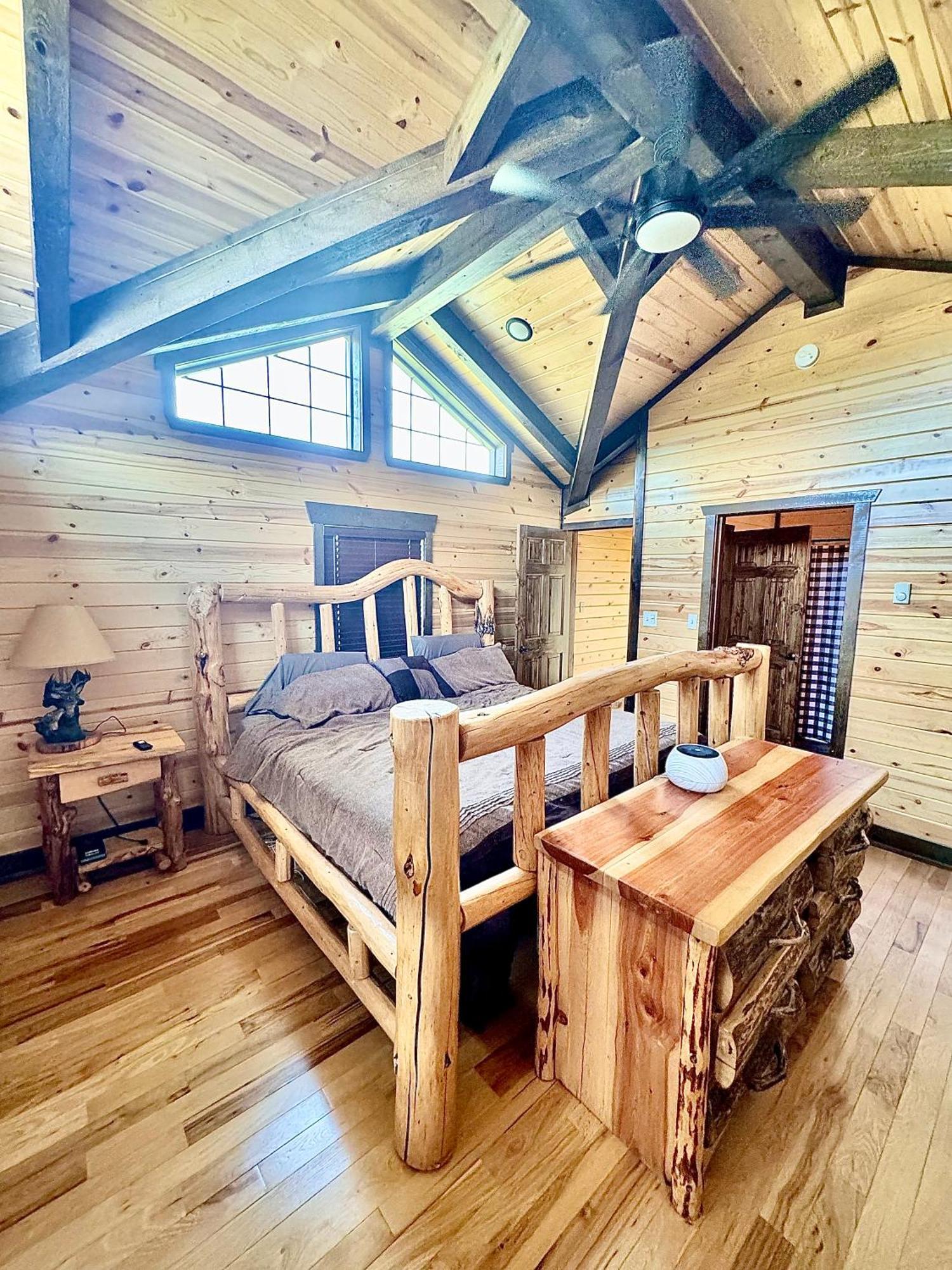 The Lodge At Devils Tower Exterior foto
